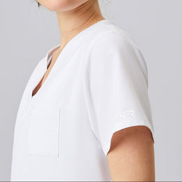 E-704-74 Sportsline Damen-Kasack, regular fit, weiß